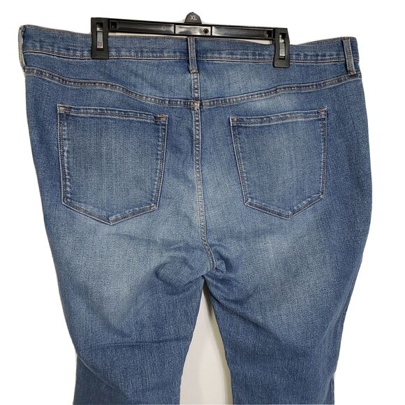 Old Navy Womens Jeans Size 18 Reg Original Bootcut Bayview Mid Rise Medium Wash - Picture 5 of 9